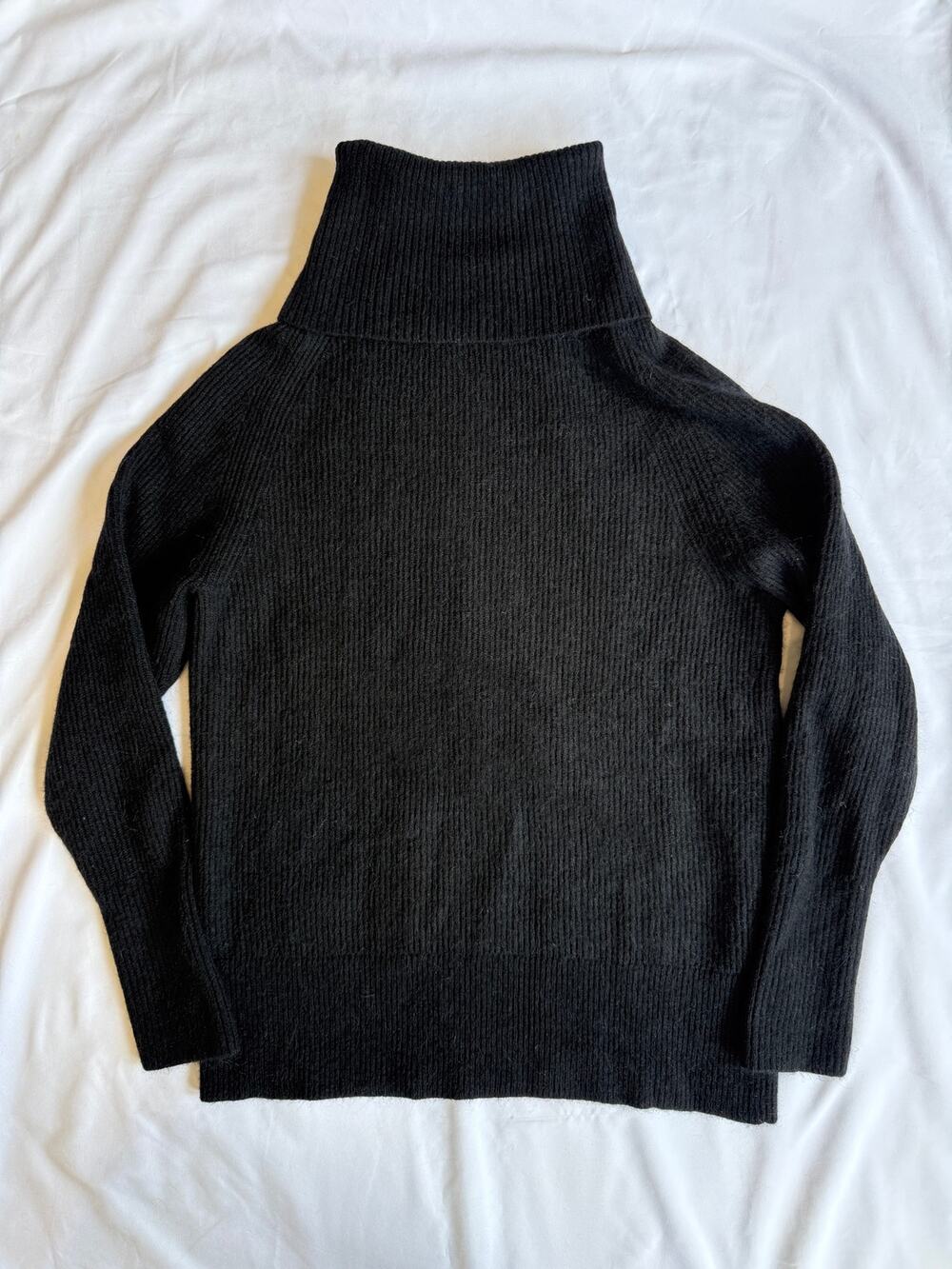 Quince Black Baby Alpaca Wool Turtleneck Sweater. Medium, Soft Cozycore